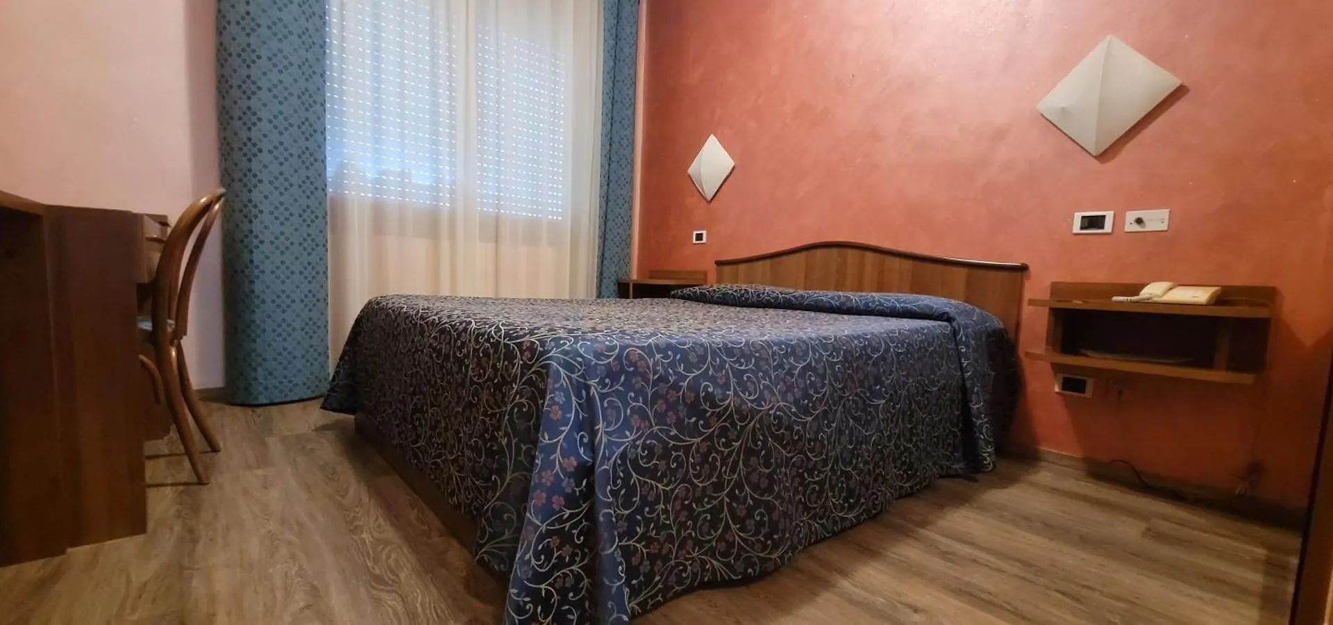 ***  Hotel Paradiso Altedo إيطاليا